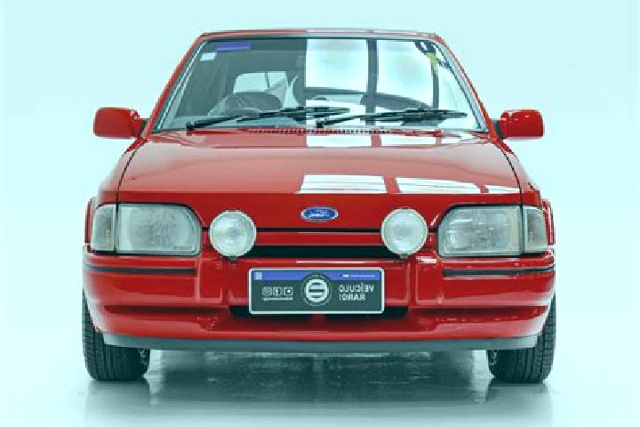 escort Cosmestii-Vale