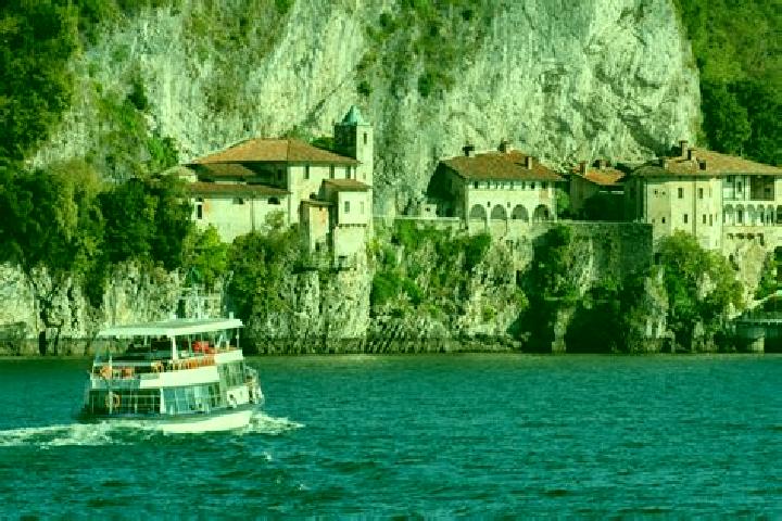 escort Cossogno