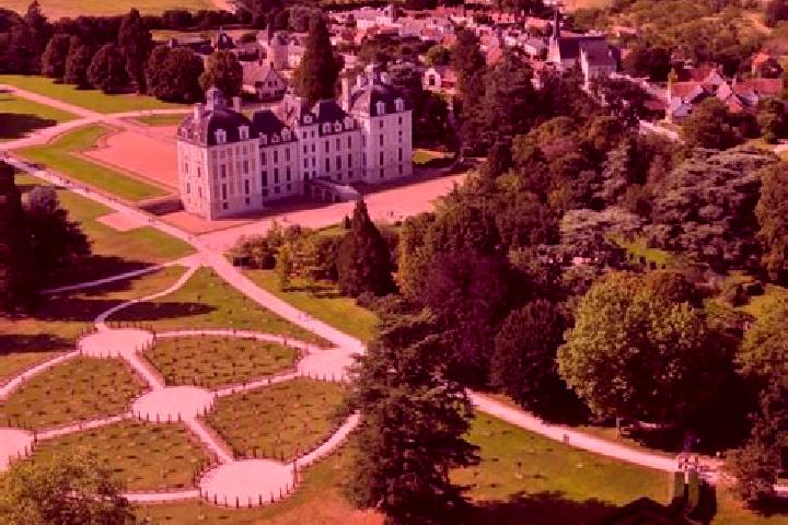 escort Cour-Cheverny