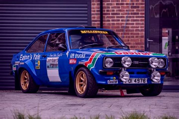 escort Credenhill
