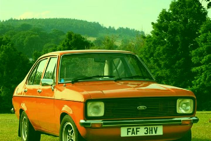 escort Cricklade