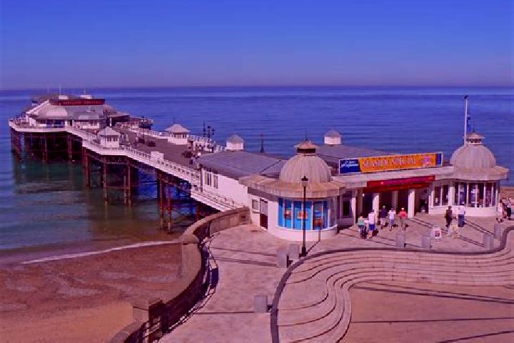 escort Cromer