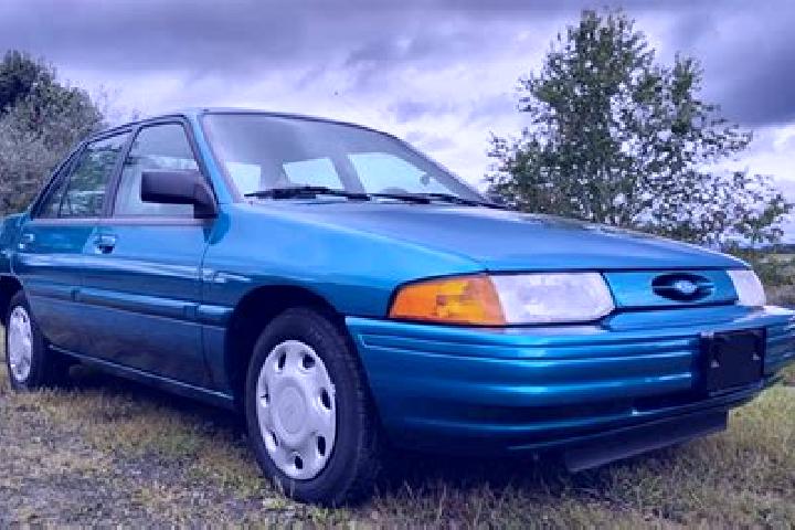 escort Crominia