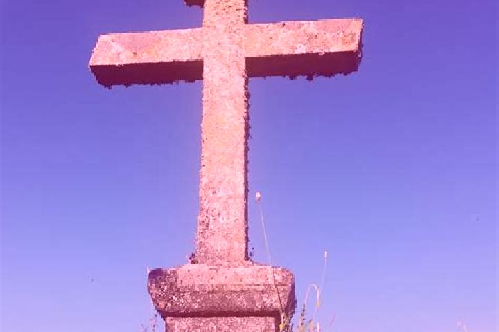 escort Cruz de Piedra