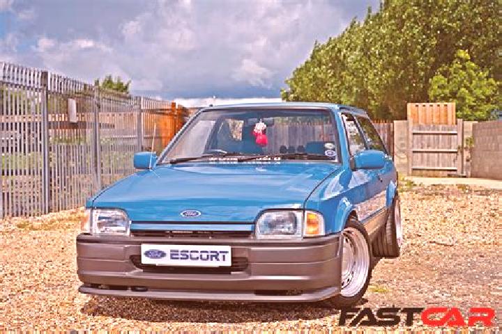 escort Cully