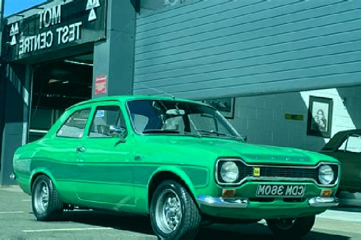 escort Currie Barracks