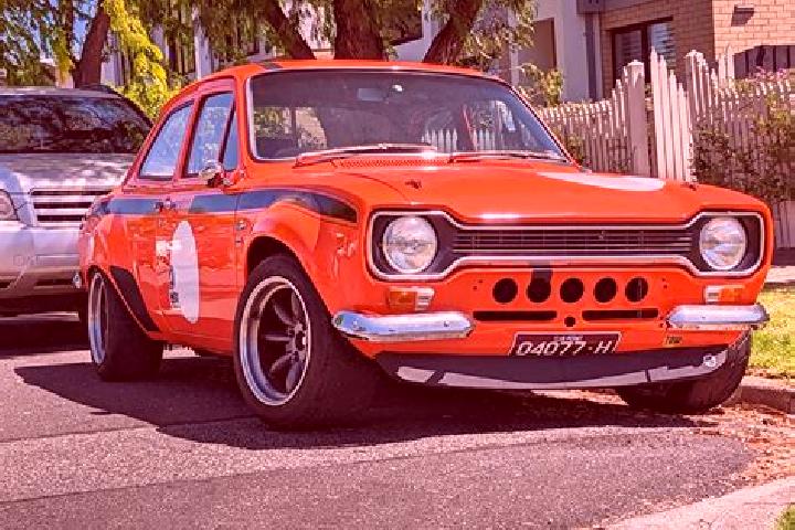 escort Dalmellington