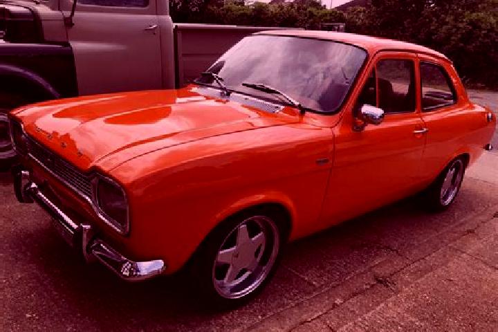 escort Dalmuir