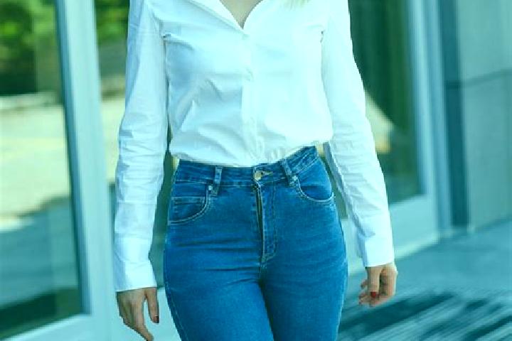 escort Debak