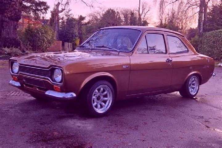 escort Ditchling