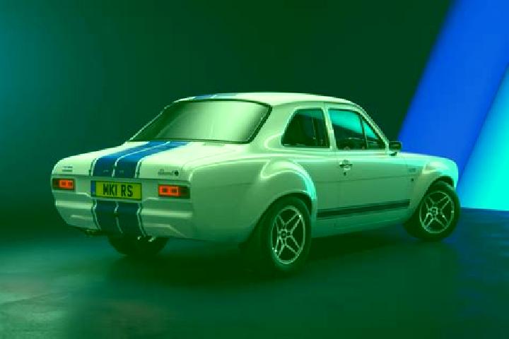 escort Dorinne
