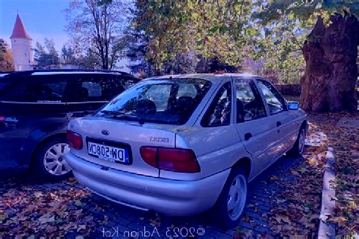 escort Doullens