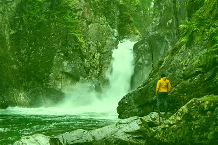 escort Duncan Falls