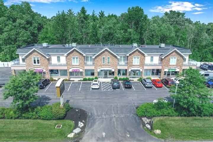escort East Amherst