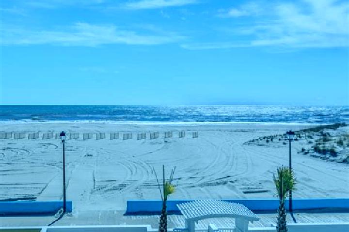 escort East Atlantic Beach
