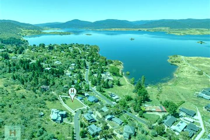 escort East Jindabyne