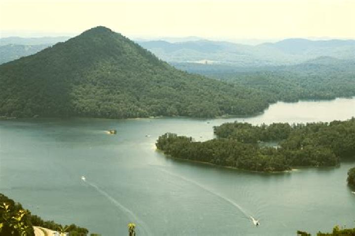 escort East Lake