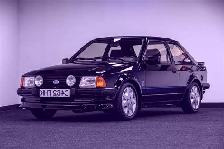 escort Eastry