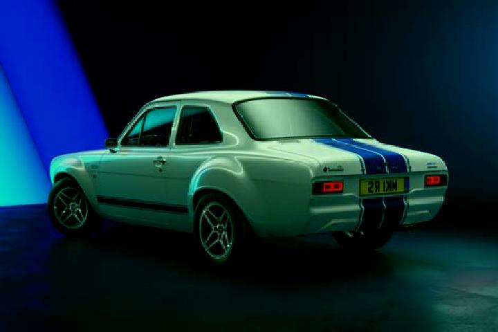 escort Eauripik