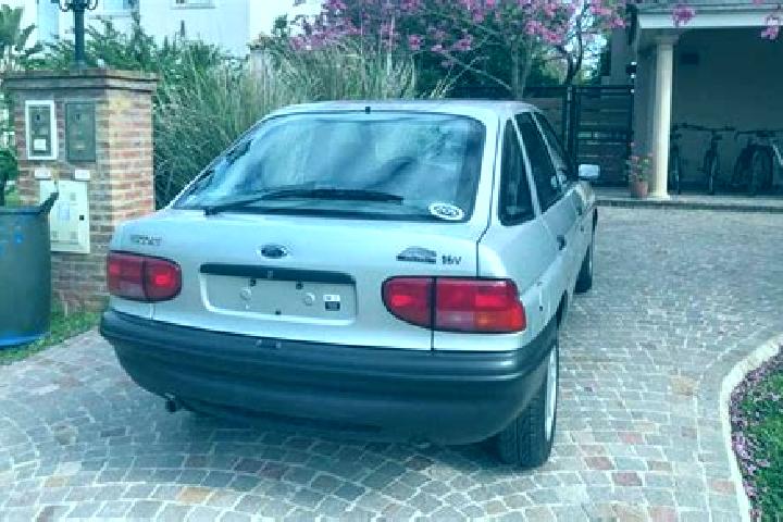 escort El Akarta