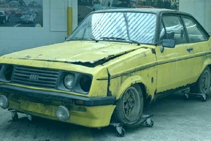 escort Elmendorf