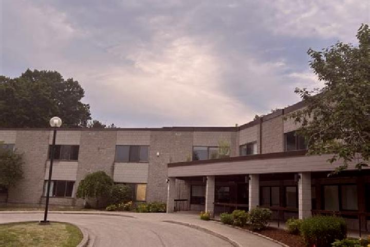 escort Elmwood Place