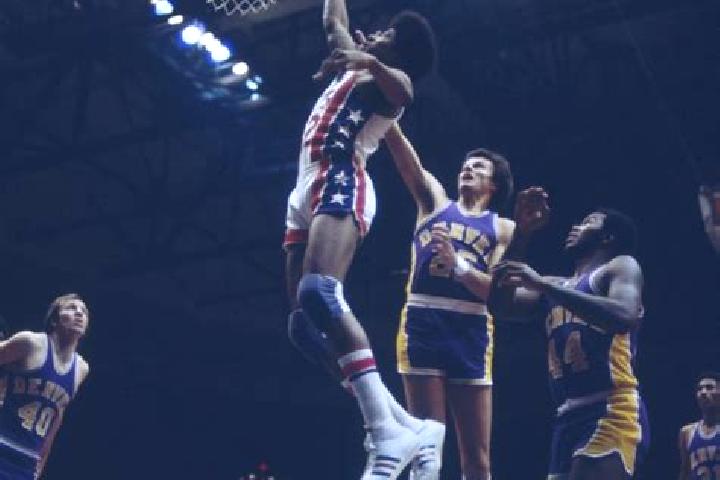 escort Erving