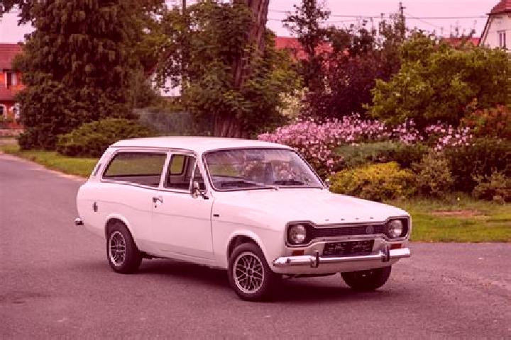 escort Estebania