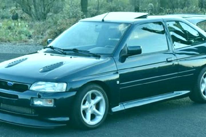 escort Estoi
