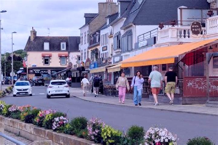 escort Etables-sur-Mer