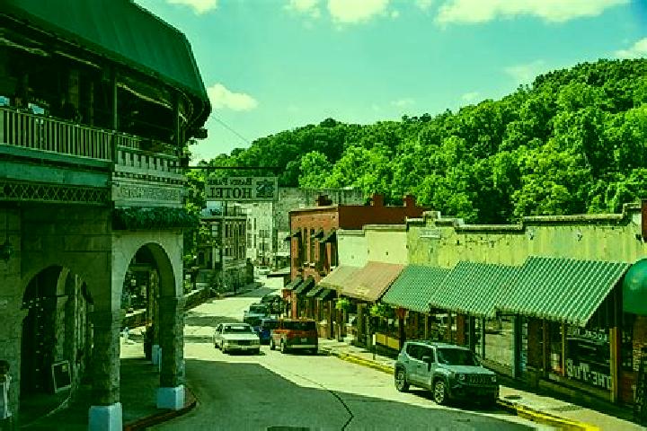 escort Eureka Springs