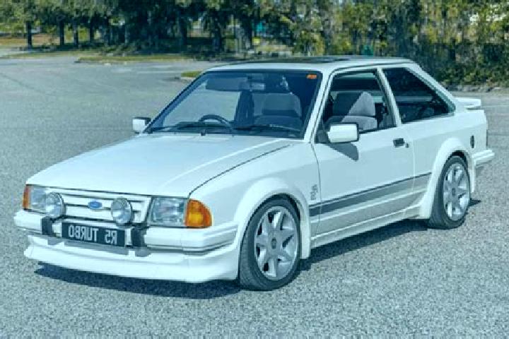 escort Fartatesti