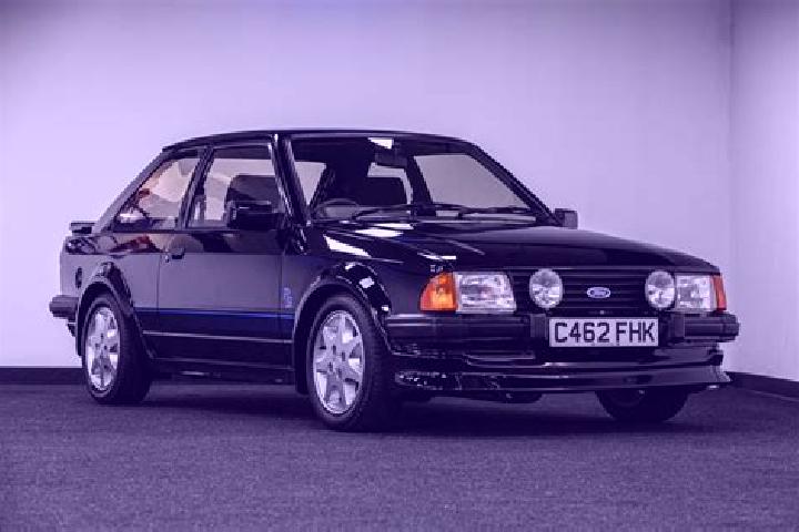 escort Felisburgo