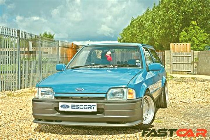 escort Fenton
