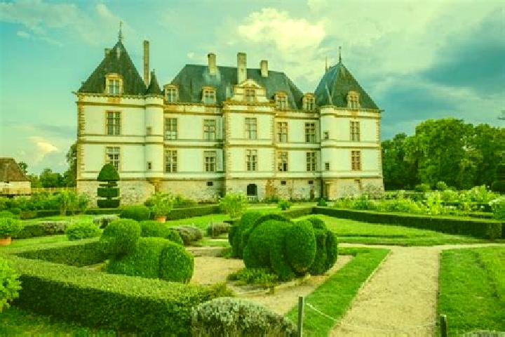 escort Ferolles-Attilly