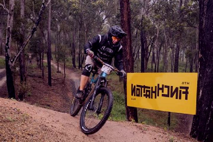escort Finch Hatton