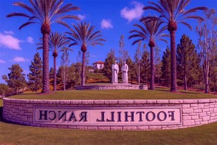 escort Foothill Ranch