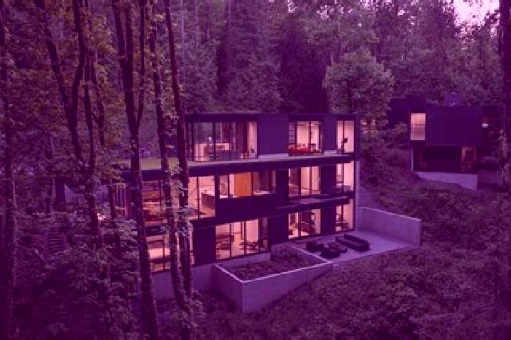 escort Forest Home
