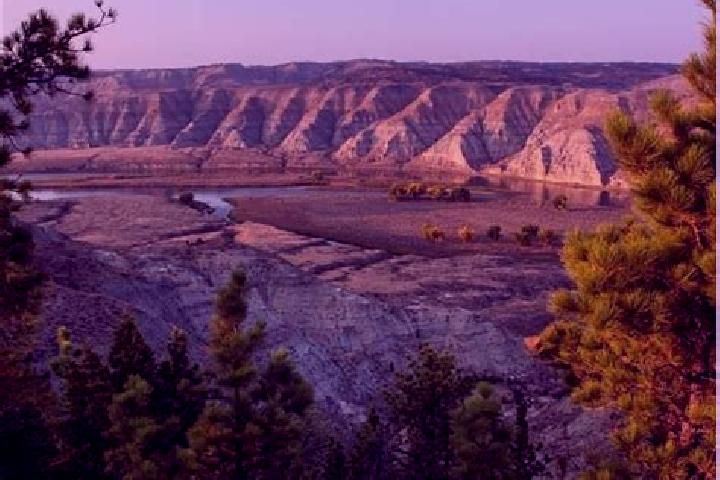 escort Fort Benton