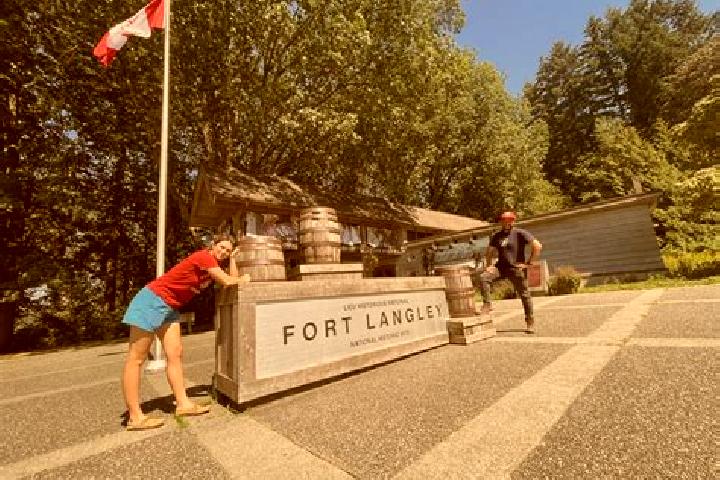 escort Fort Langley