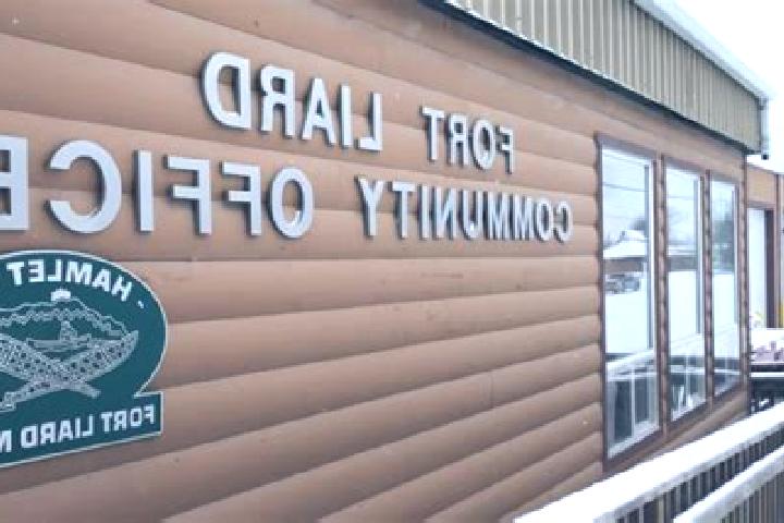 escort Fort Liard