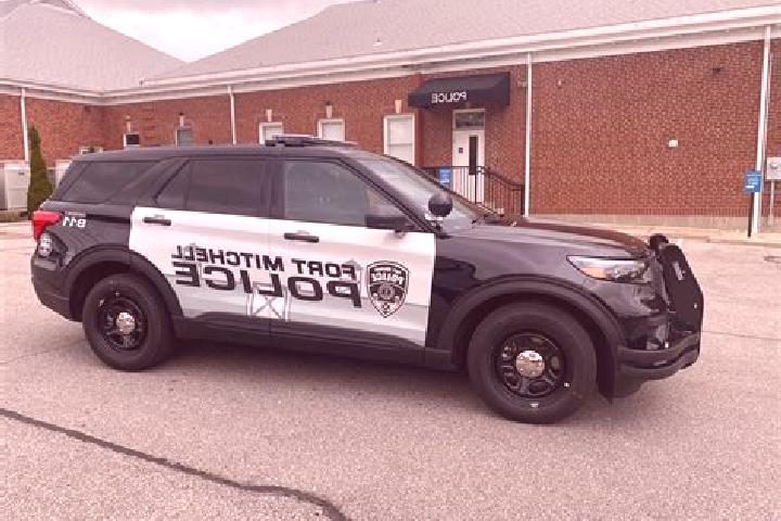 escort Fort Mitchell