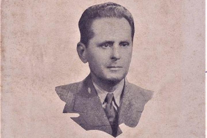 escort Francisco J. Santamaria (Cacao)