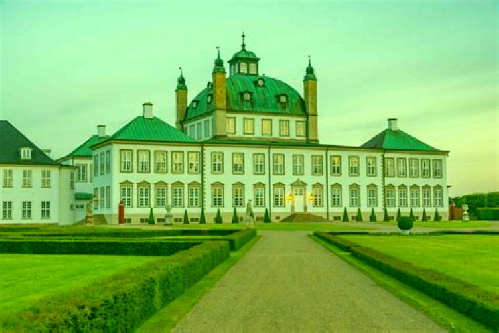 escort Fredensborg