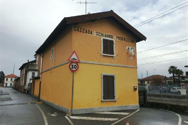 escort Gazzada Schianno