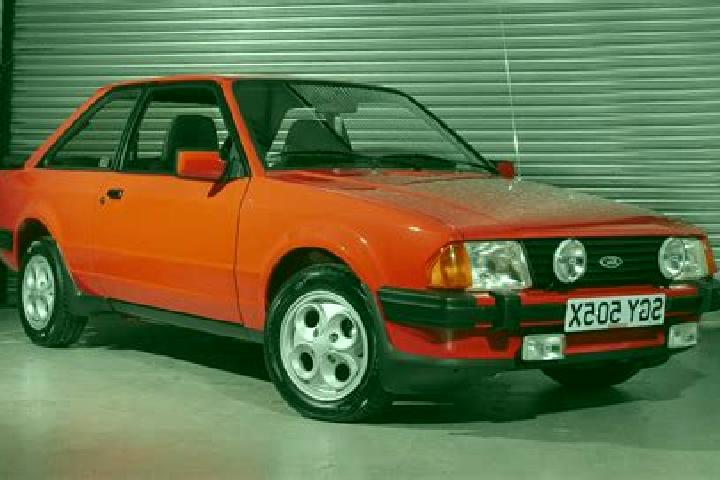 escort Genainville