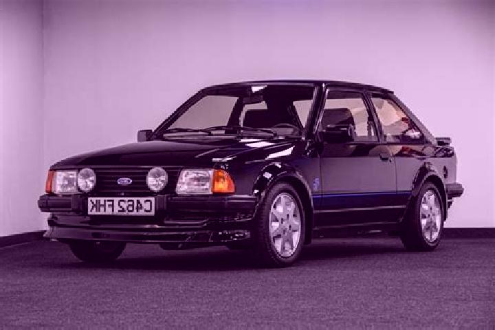 escort Gierloz