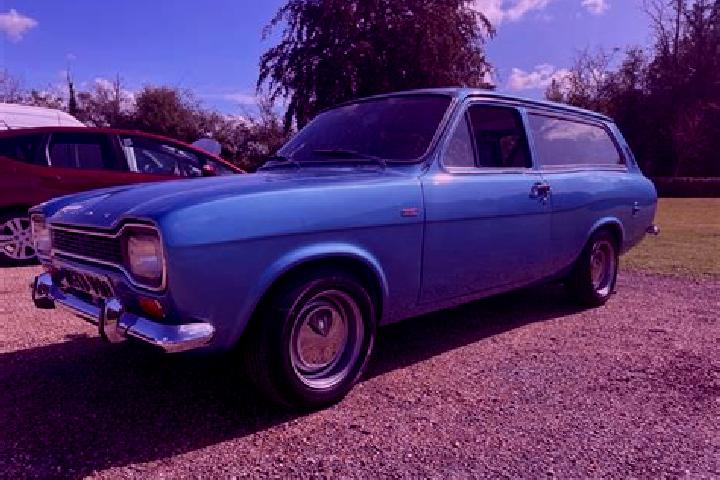 escort Girard Estate