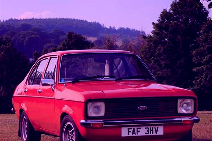 escort Glenmoor