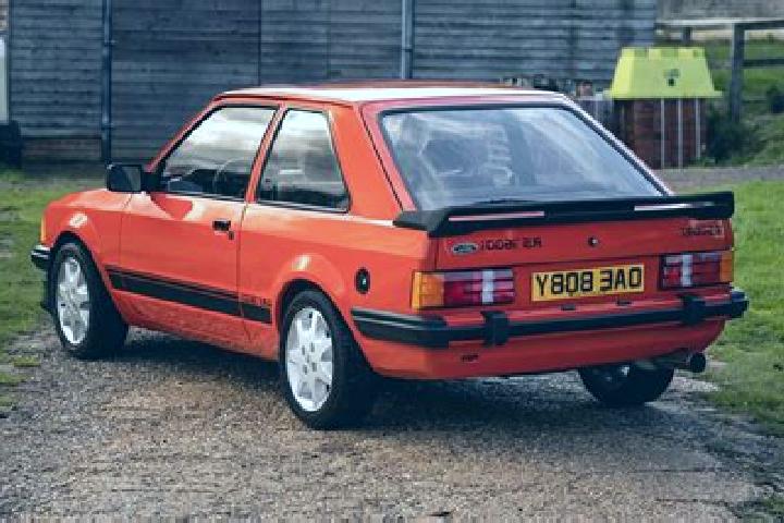 escort Godalming